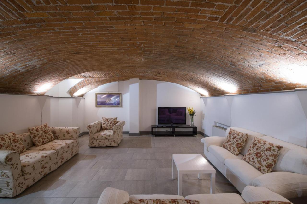 Loft In Navigli District With Jacuzzi & Sauna - Papiniano Milan Luaran gambar