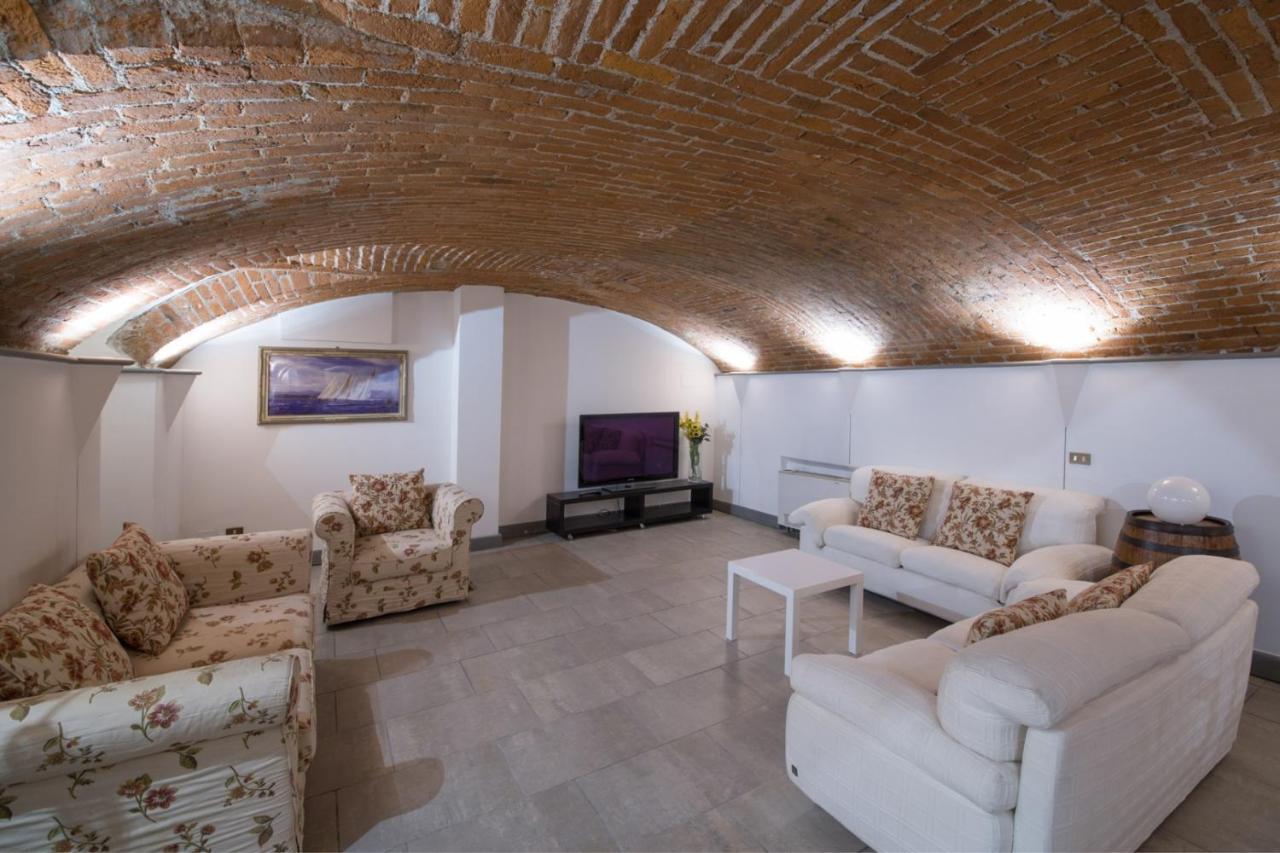 Loft In Navigli District With Jacuzzi & Sauna - Papiniano Milan Luaran gambar